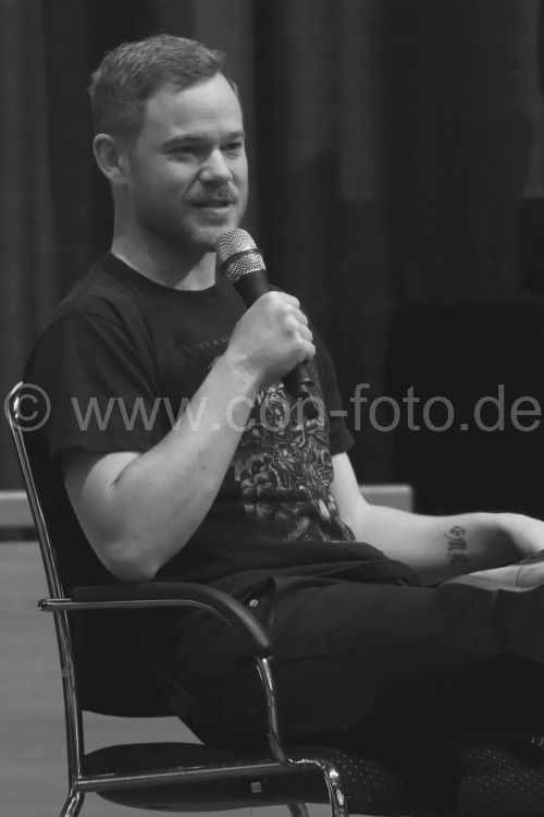 Aaron Ashmore