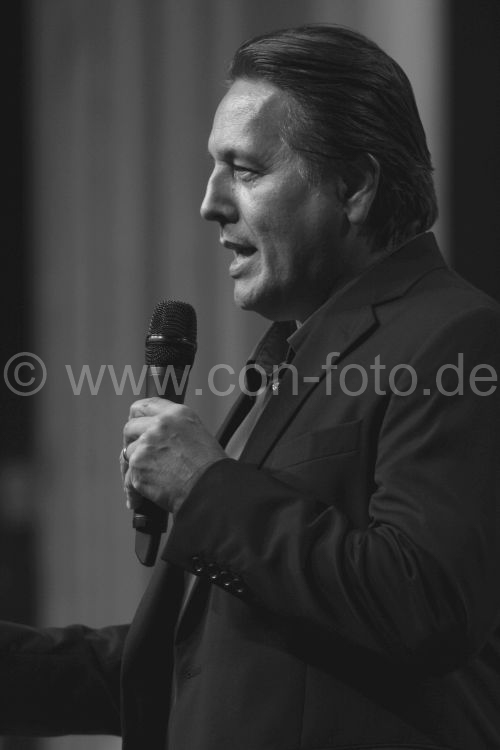 Robert Beltran