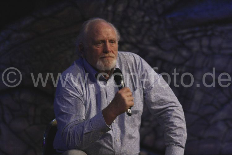 James Cosmo