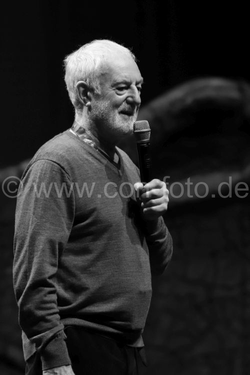 Bernard Hill