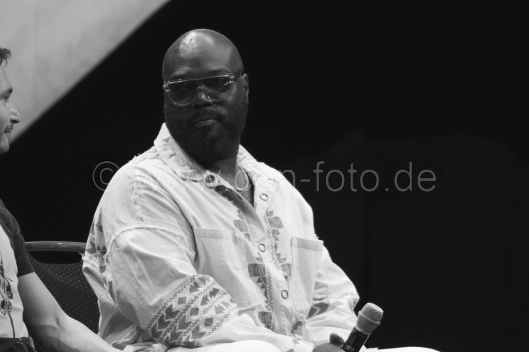 Peter Macon