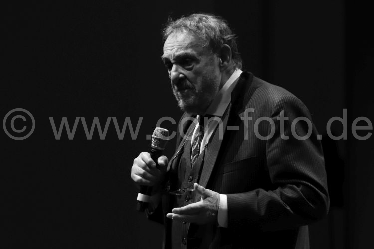 John Rhys-Davis