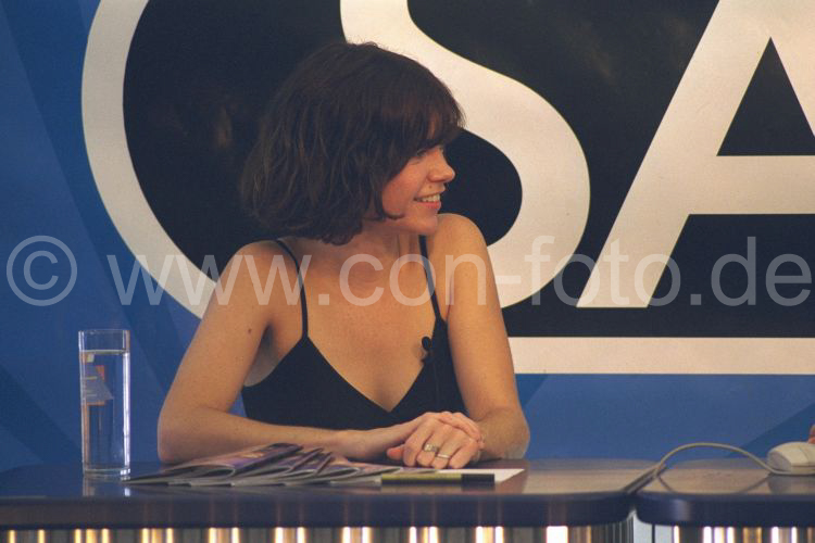 Nicole de Boer