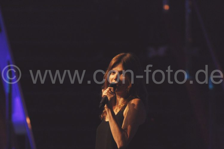 Nicole de Boer